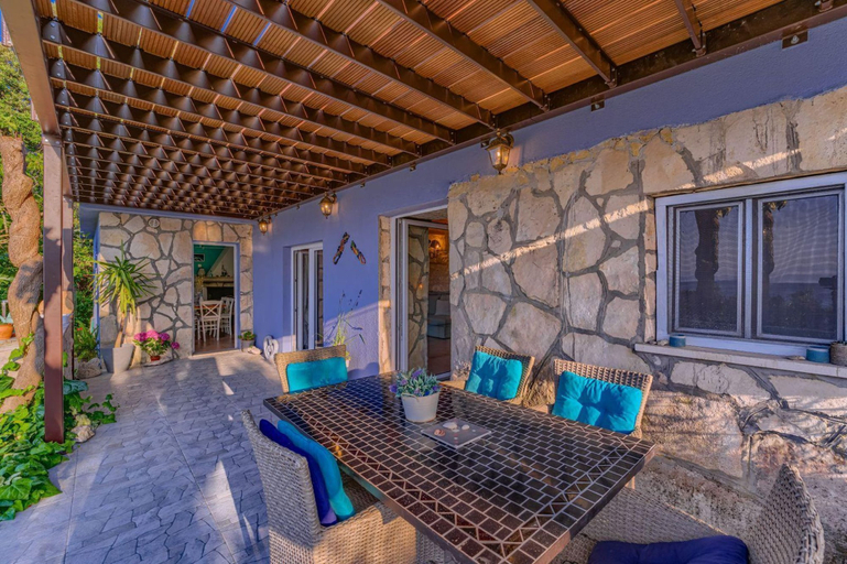 Terrace/patio 4, House Bjankura, Blato