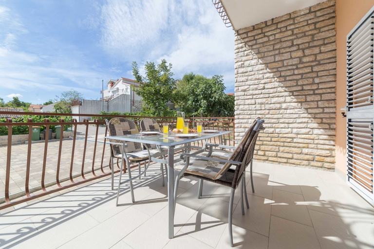 Others 5, Apartment Goge, Vodice
