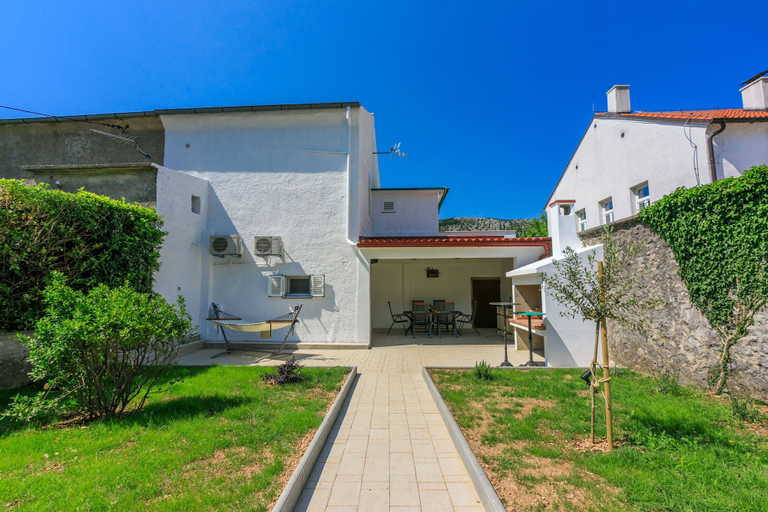 Garden, House Goldie, Vinodolska