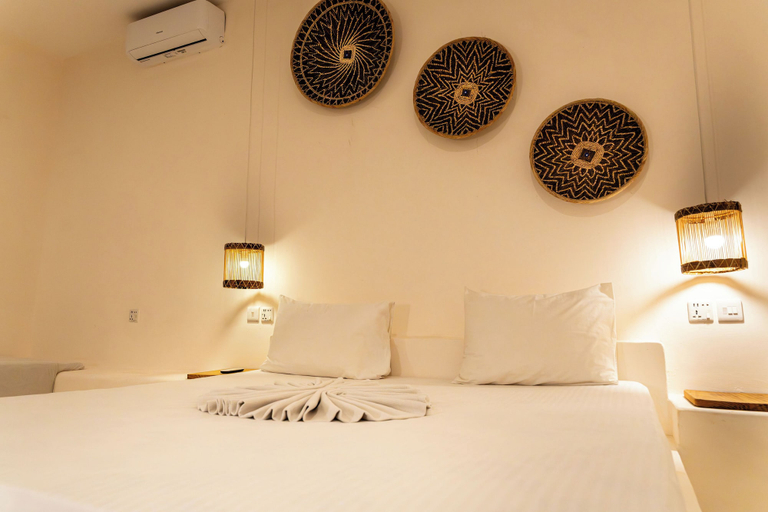 Room 4, Hostel 197, Kaskazini 'A'