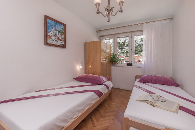 Bedroom 2, Apartment Nansy, Omiš