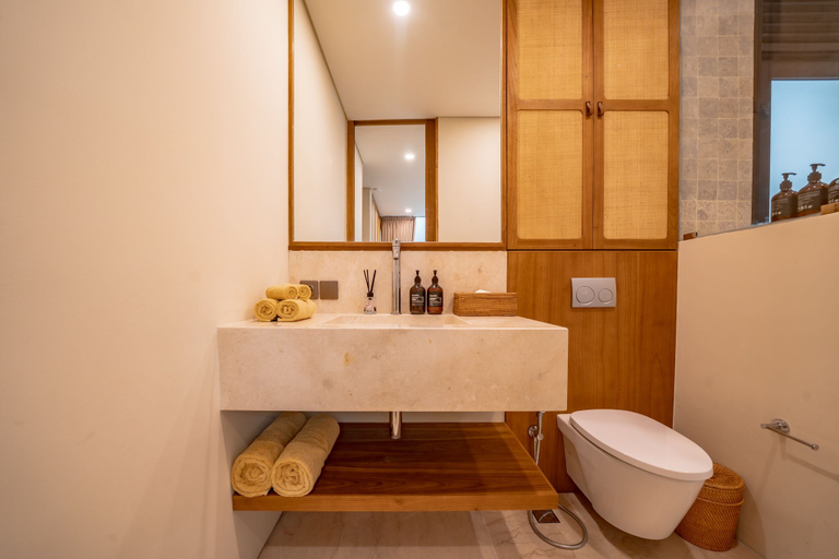 Bathroom 5, Villa Bingin Hills Cinco, Badung