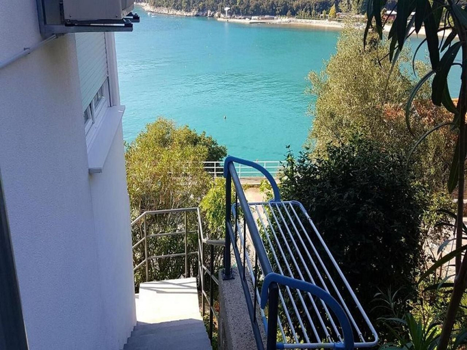Property grounds, Apartment By the Sea, Labin