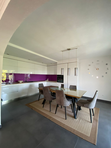 Food & Drinks 4, Apartments Nada, Sućuraj