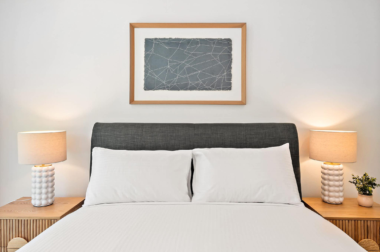 Bedroom 3, Bright 2-Bed Apartment in South Yarra, Melbourne