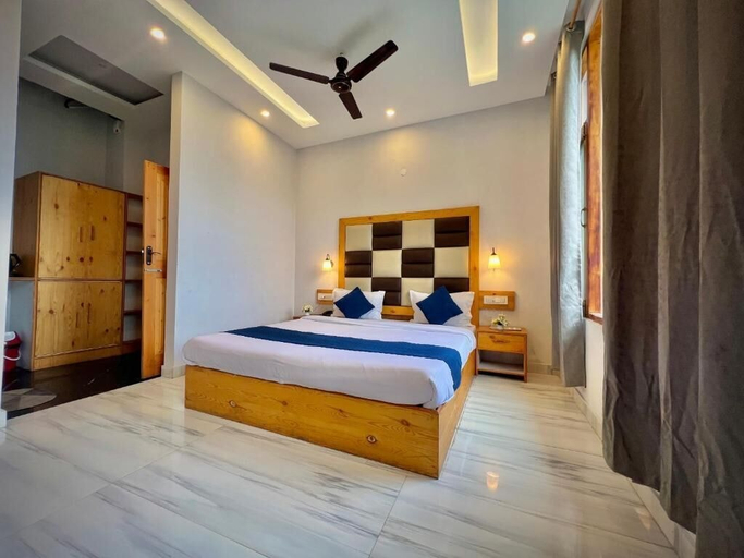 Room 4, The Urban Retreat, Kullu