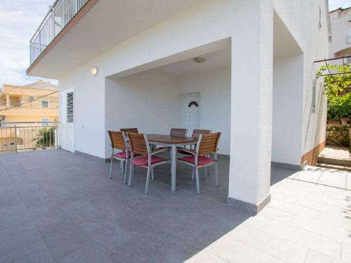 Others 5, Apartments Petar, Trogir