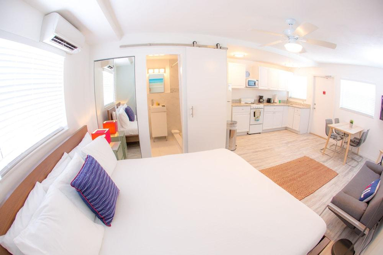 Bedroom 2, St. Pete Beach Suites, Pinellas