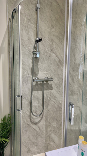 Bathroom 3, Best Host Ltd, London
