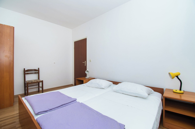 Bedroom 2, Apartments Goran Near the Beach, Vodice
