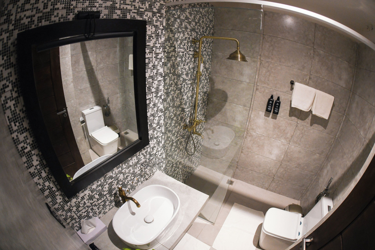 Bathroom 3, Hiriketiya Beach Resort, Dickwella
