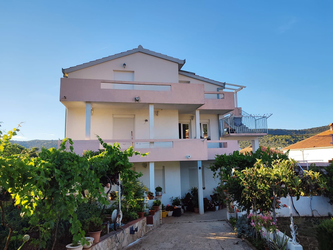 Exterior 3, Apartment Slaven, Marina