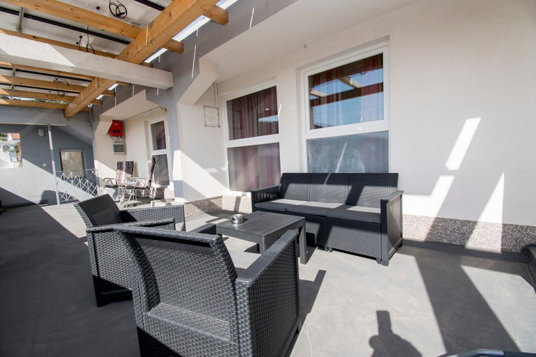Terrace/patio 4, Apartments Maslina, Bilice