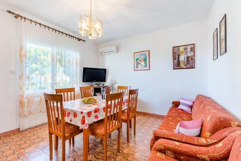 Others 4, Apartment Matko, Supetar