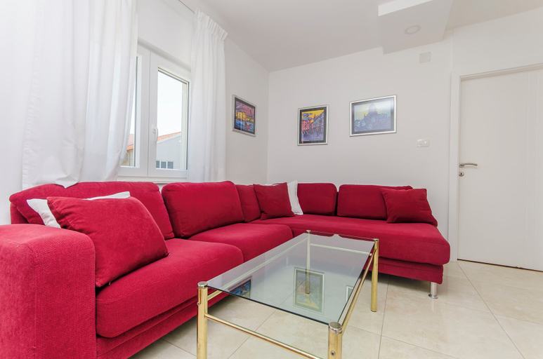 Living room 3, Apartment Oblutak, Šibenik