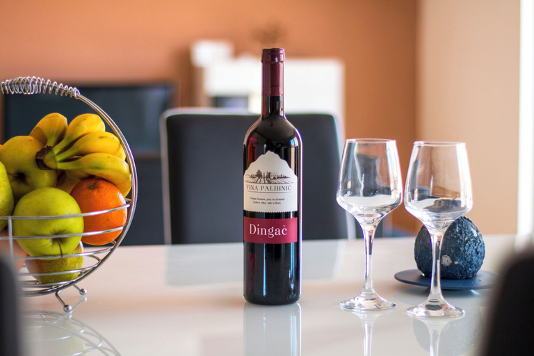 Food & Drinks 4, Apartment Hilda, Solin