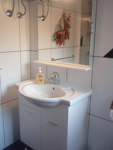 Bathroom 3, Apartment Zana, Sali