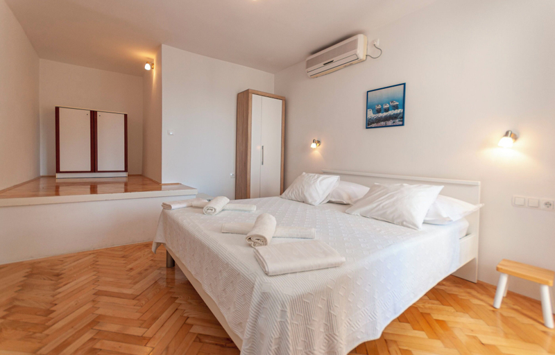 Bedroom 4, Apartments and Rooms Nikola, Dugi Rat