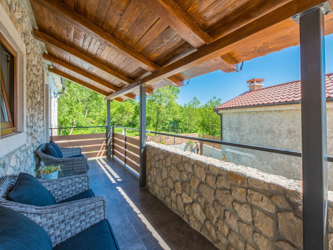 Balcony 2, Villa Zen, Vinodolska