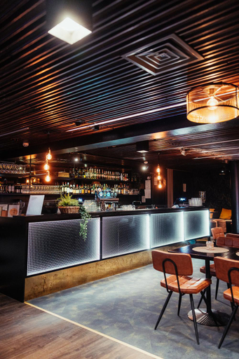 Food & Drinks 4, Hotelli Emilia, Tavastia Proper