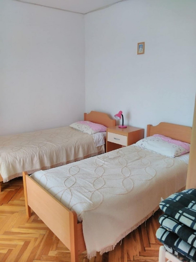Bedroom 2, Apartment Davor, Sali