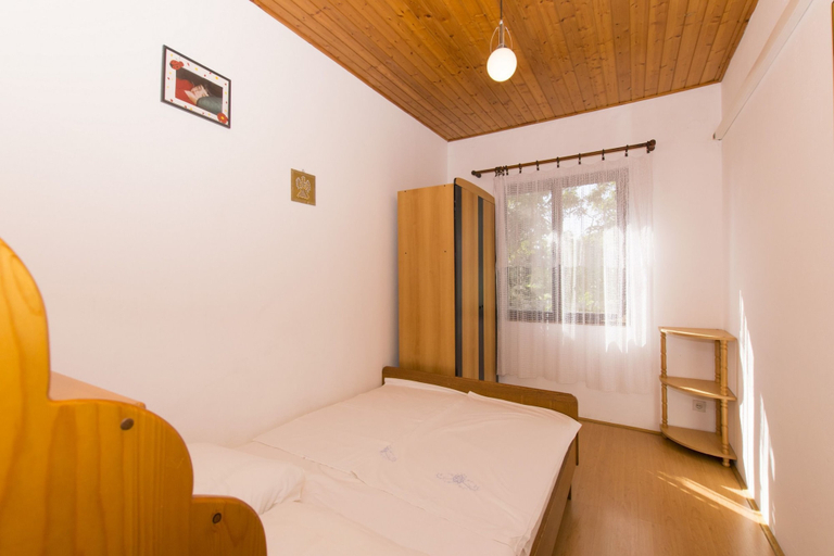 Bedroom 2, Apartment Alda, Murter