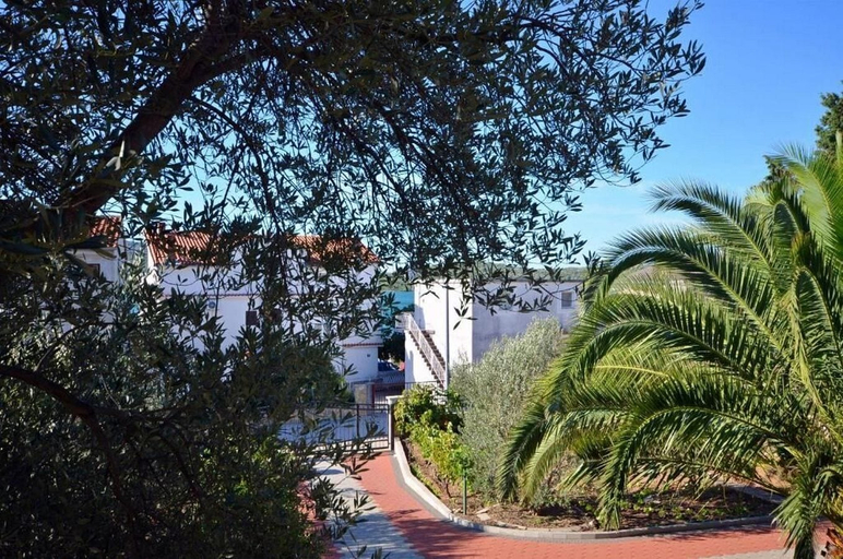 Exterior & Views, Apartments Rosanda, Pirovac
