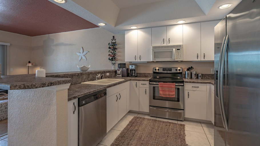 Interior 5, Lemon Bay Townhome, Charlotte