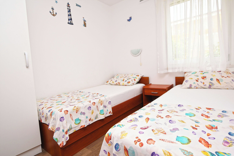 Bedroom 3, Apartment Marigold, Sveti Filip i Jakov