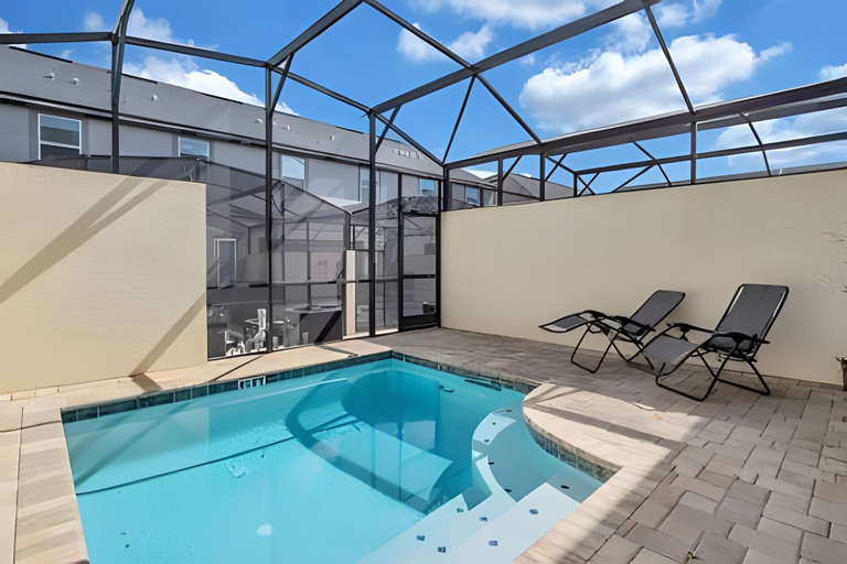 Primary image, Luxury 5-bed Home With Private Splash Pool, Osceola