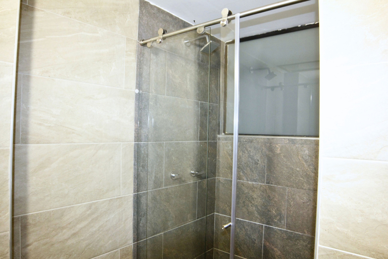 Bathroom 5, ApartaHotel Retiro 79, Santafé de Bogotá