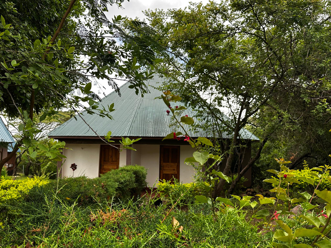 Interconnecting room(s) available 3, Green Forest Lodges, Karatu