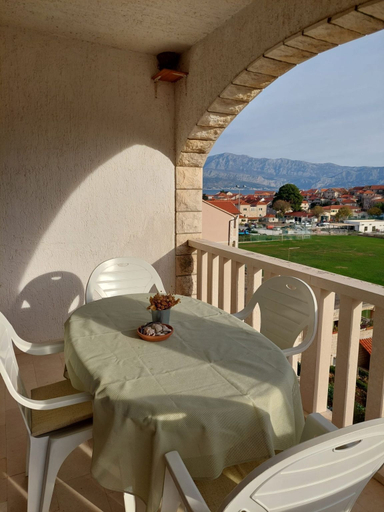 Others 4, Apartments Pavao, Postira