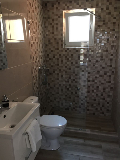 Bathroom, Apartment Jakov, Nin