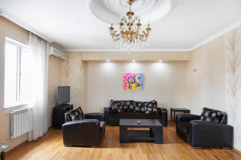 Others 5, Leyla 1 – Apartments, Baku