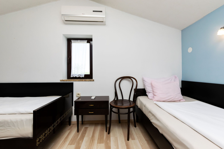 Bedroom 5, House Poljica With a Pool, Krk