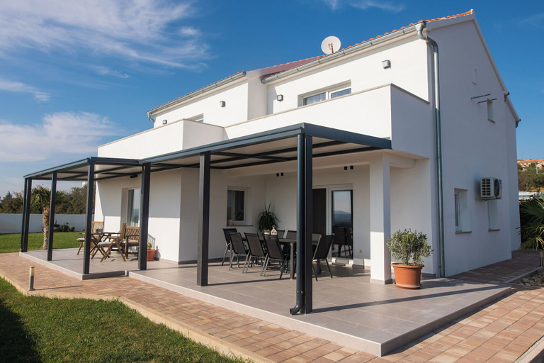 Outdoor dining 3, Villa Petrel, Pakoštane