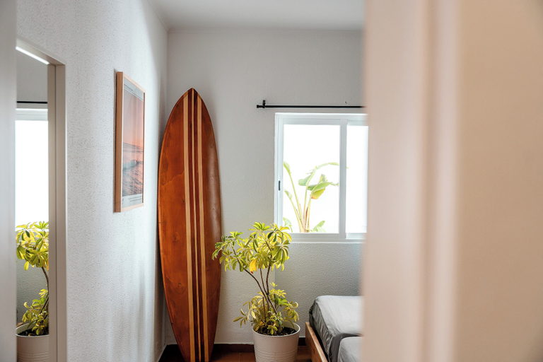 Room 4, SURFinn Lisbon, Almada