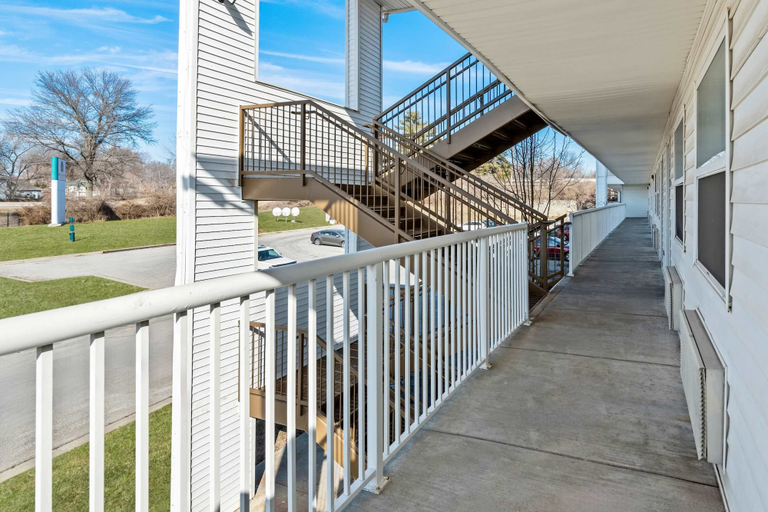 Others 5, Birch Hill Suites Kansas City – Independence, Kansas City