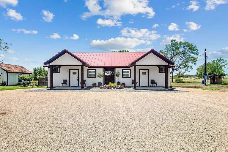 Exterior 3, Quiet Casita With Hot Tub six Min From Downtown, Gillespie