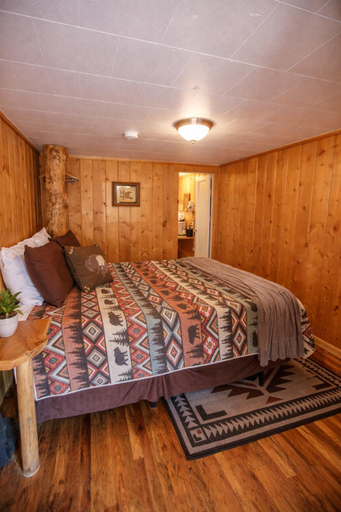 Bedroom 2, The Amoretti Hotel, Fremont