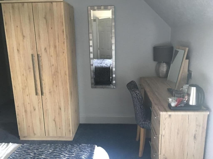 Bedroom 3, Savoy Hotel, Lincolnshire