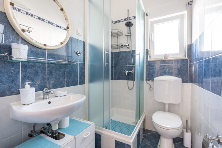 Bathroom 4, Apartments Malenica, Vodice