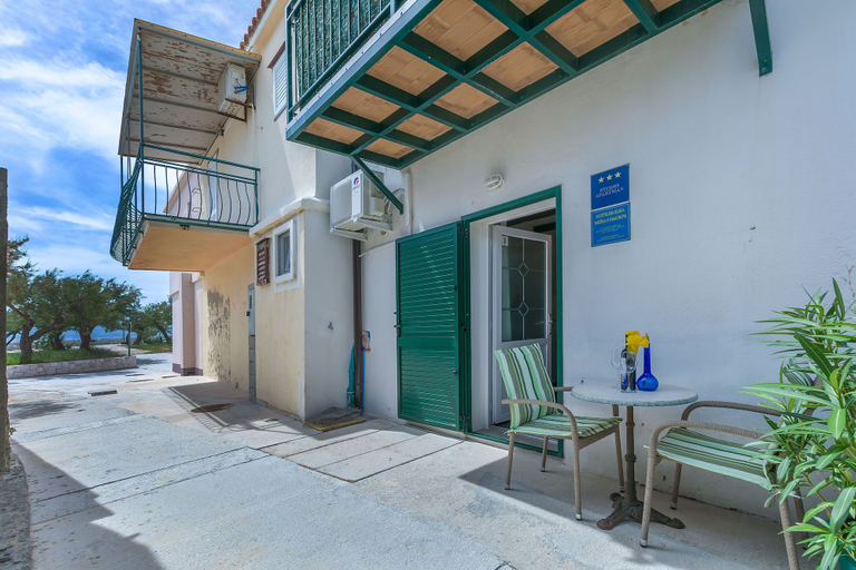 Exterior & Views 2, Apartments Porto Duce, Dugi Rat