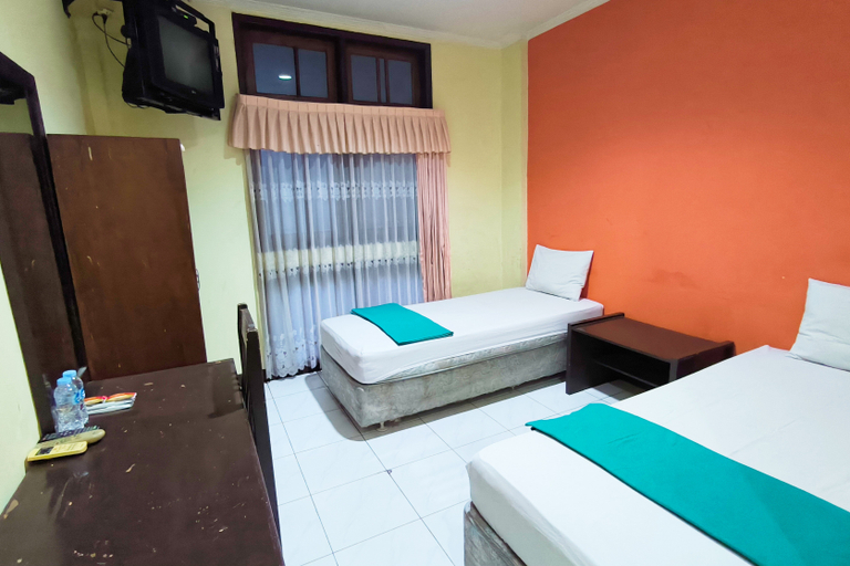 Others 3, Hotel Pattimura powered by Cocotel, Semarang