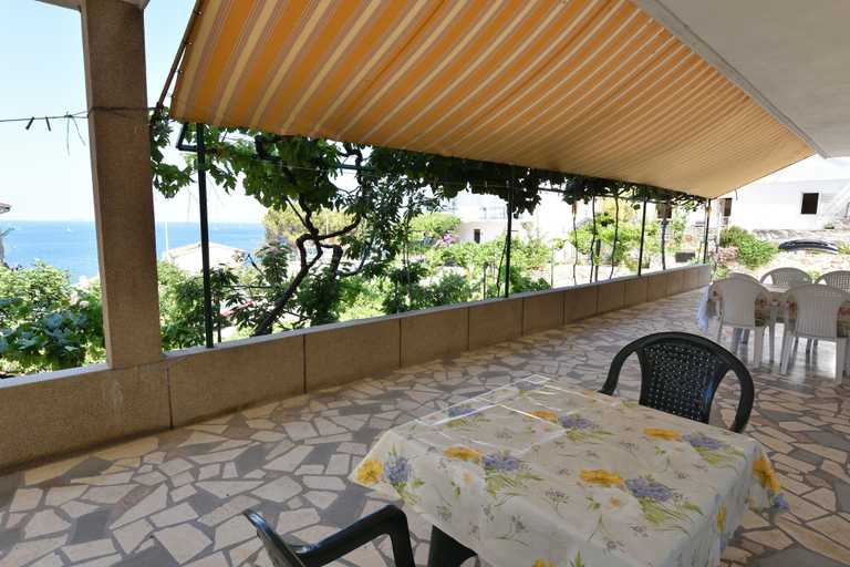 Others 4, Apartments and Room Mate-mare, Primošten