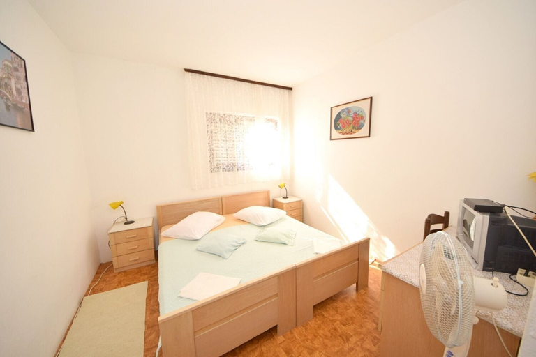 Primary image