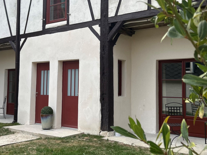Exterior 4, La grange à grains, Loiret