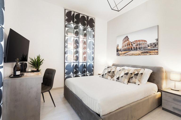 Room 5, Clodio Welcome, Rome