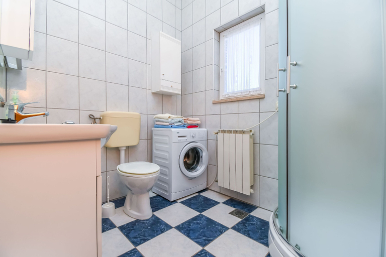 Bathroom 3, Apartments Vesna, Seget